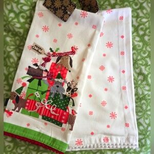 RACHEL Rachel Roy Festive Animal Holiday 2 KITCHEN TOWEL SET - Red, Green, White